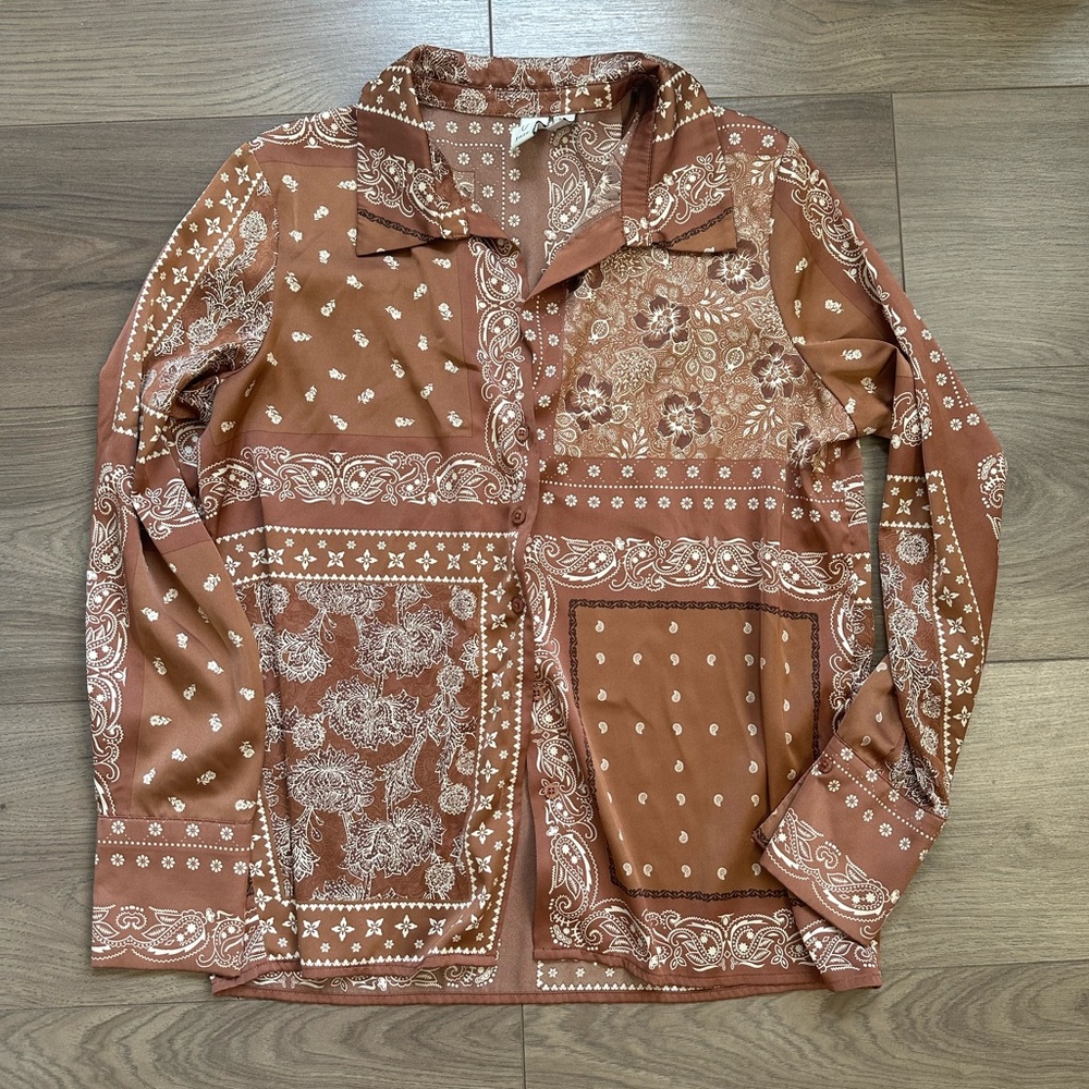 JOIE top in handkerchief print. So cute! Size small EUC